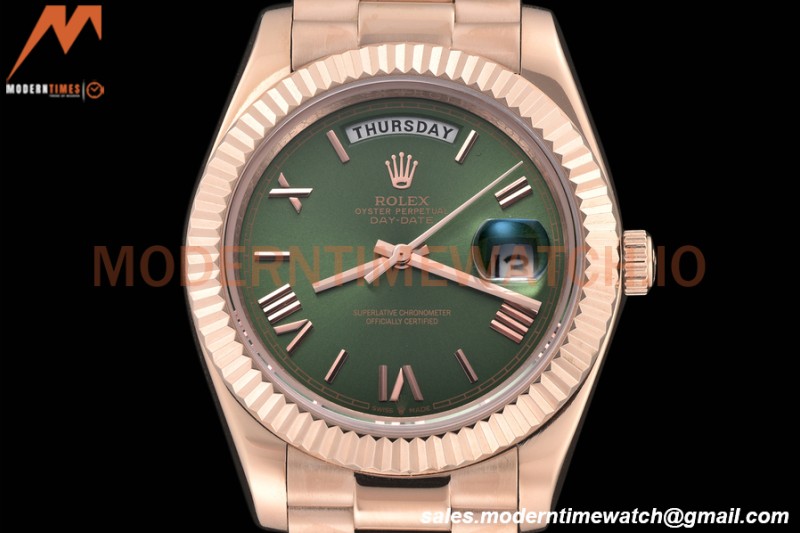 Rolex - DayDate 40mm Flt/Pres RG/RG Green Roman GDF MY8215