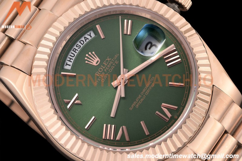 Rolex - DayDate 40mm Flt/Pres RG/RG Green Roman GDF MY8215