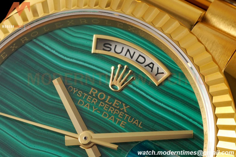 Rolex - DayDate 36mm 18238 Flt Pres YG/YG Malachite Green RAF A2836