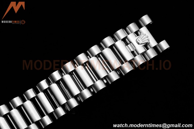 Rolex - DayDate 36mm 128239 Flt Pres SS/SS Blue/Diam RAF A2836