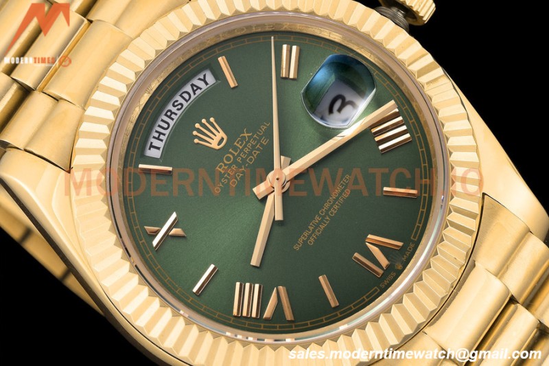 Rolex - DayDate 228238 40mm Flt/Pres YG/YG Grn/Rmn GDF MY8215