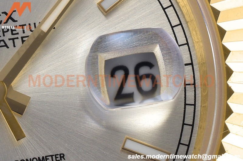 Rolex - DayDate 228238 40mm Flt/Pres YG/YG Silv/Stk GDF MY8215