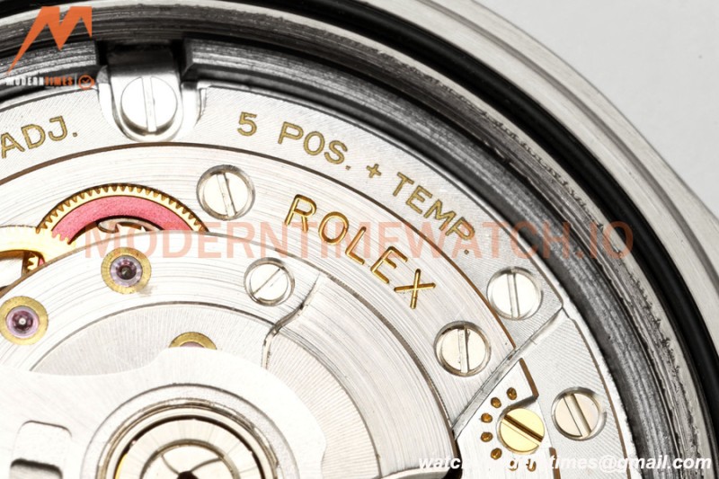 Rolex - DayDate 228239 Gain Weight 40mm Flt Pres SS/SS Silv/Dia KF VR3255