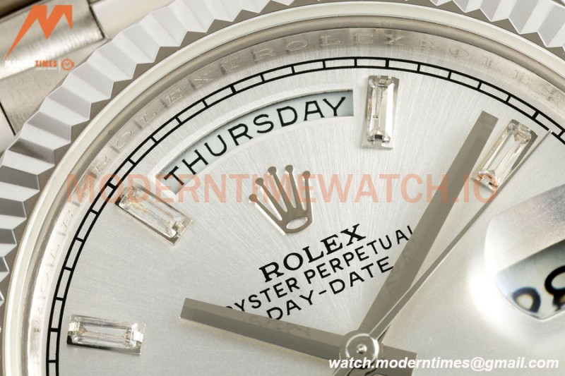 Rolex - DayDate 228239 Gain Weight 40mm Flt Pres SS/SS Silv/Dia KF VR3255