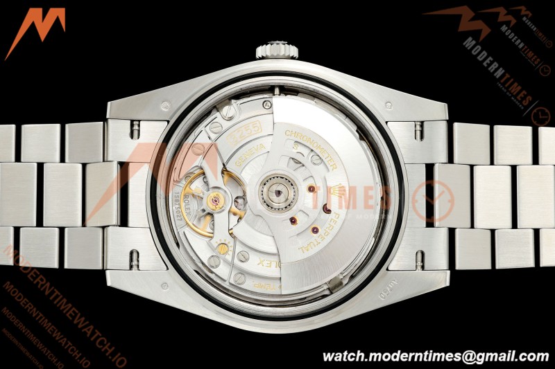 Rolex - DayDate 228239 Gain Weight 40mm Flt Pres SS/SS Gry/Stk VSF DD3255