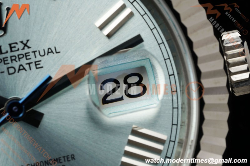 Rolex - DayDate 228236 Gain Weight 40mm Flt Pres SS/SS Ice Blue/Rmn VSF DD3255