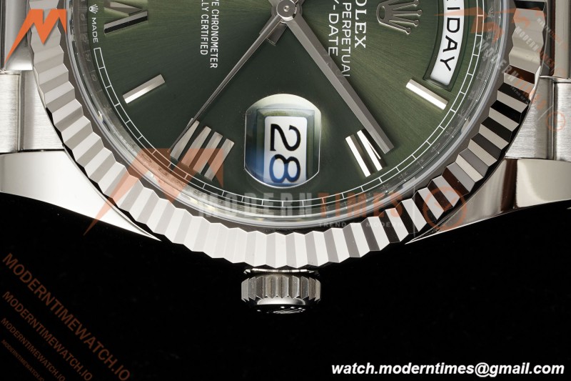 Rolex - DayDate 228239 Gain Weight 40mm Flt Pres SS/SS Grn/Rmn VSF V2 DD3255