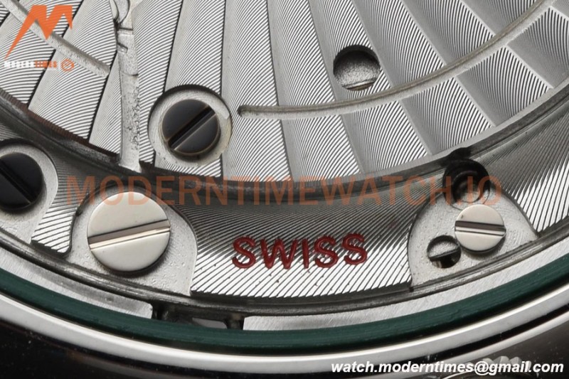 Omega - De Ville Prestige Ladies 34mm SS/SS Green VSF A8800