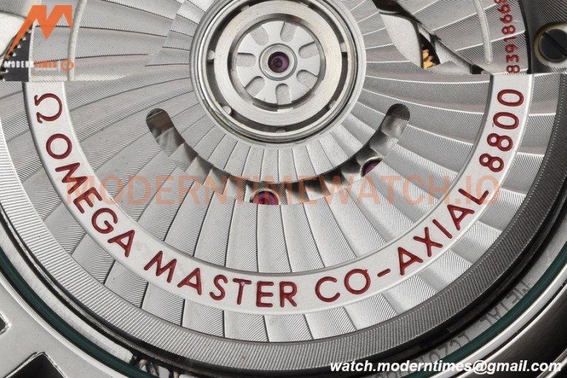 Omega - De Ville Prestige Ladies 34mm SS/SS Grey MOP VSF A8800