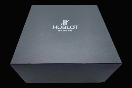 Hublot - Black Wooden Box Set with See-through Window and Full Set of Booklet and Card