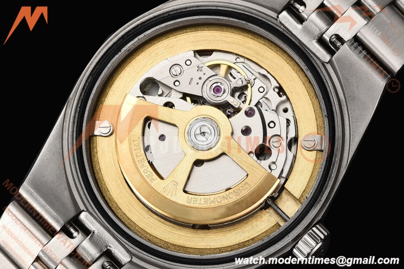 Rolex - Land-Dweller 127334 40mm Jub Flt SS/SS Wht/Stk GDF MY8215
