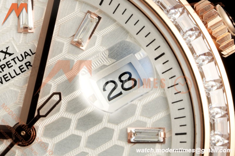 Rolex - Land-Dweller 127385TBR 40mm Jub Flt RG/RG Diamond Wht/Dia 2F A7135