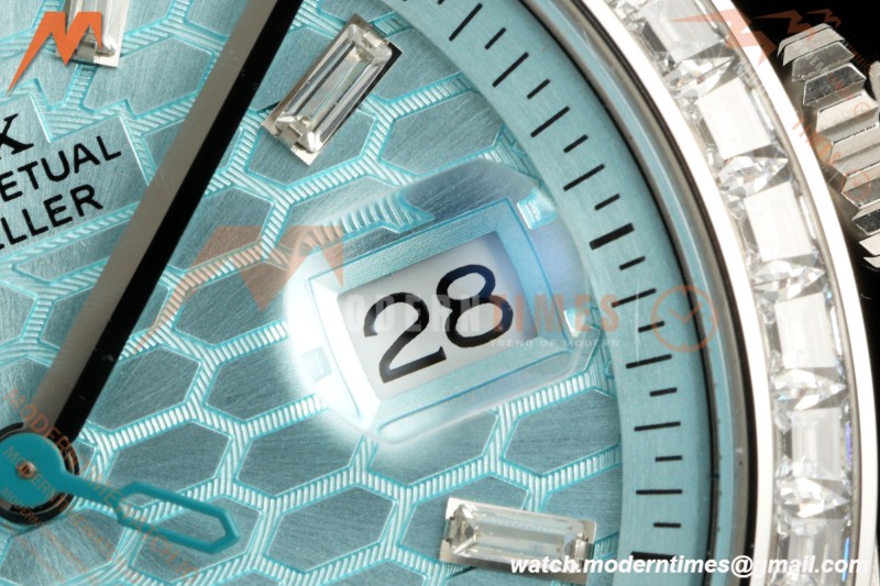 Rolex - Land-Dweller 127386TBR 40mm Jub Flt SS/SS Diamond I-Blu/Dia 2F A7135