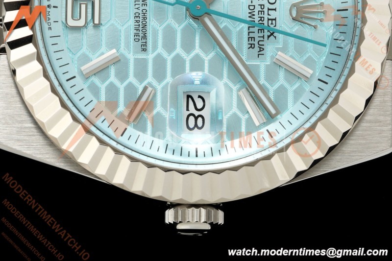 Rolex - Land-Dweller 127336 40mm Jub Flt SS/SS I-Blu/Dia 2F A7135