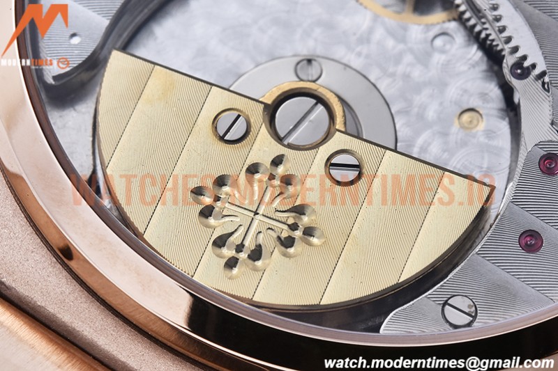 Patek Philippe - Nautilus Moon Phase 5712 RG/RG Grey PPF A240