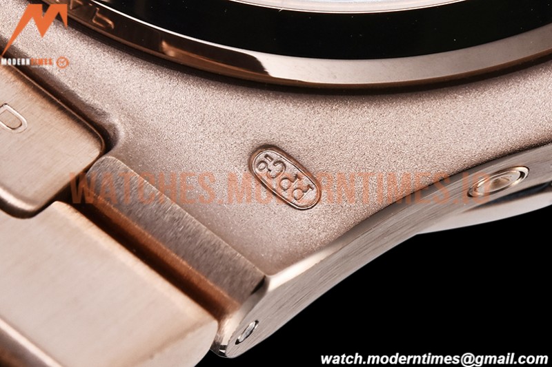 Patek Philippe - Nautilus Moon Phase 5712 RG/RG Grey PPF A240