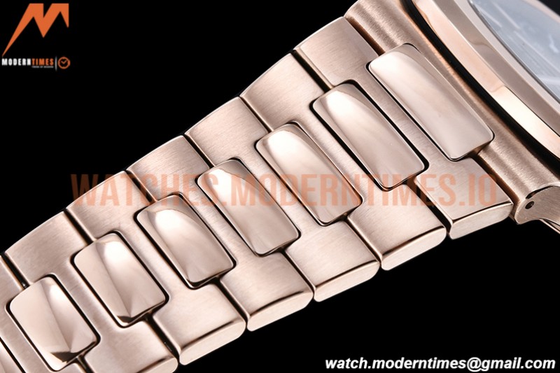 Patek Philippe - Nautilus Moon Phase 5712 RG/RG Grey PPF A240