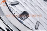 Patek Philippe - Nautilus Ladies 7118 35mm SS/SS Wht/Stk PPF A324