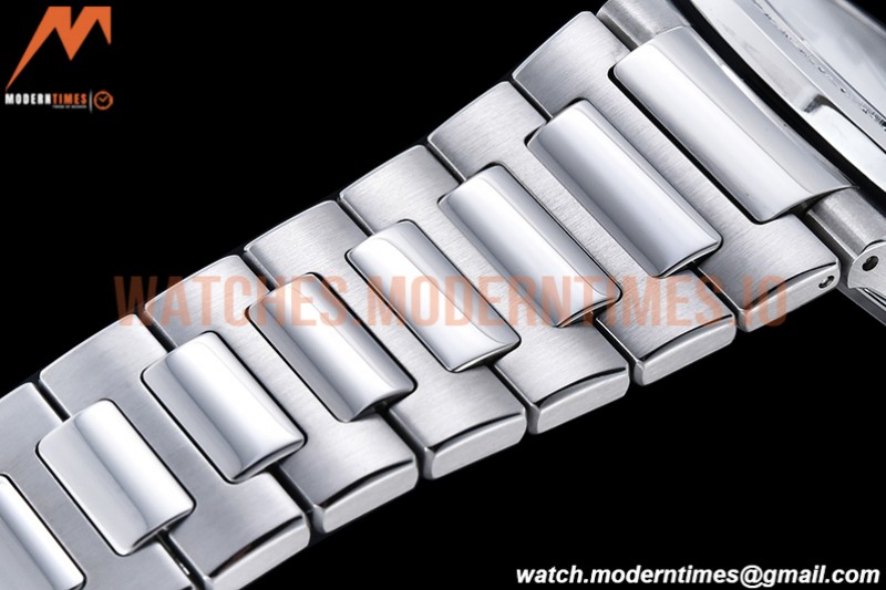 Patek Philippe - Nautilus Ladies 7118 35mm Dia SS/SS Wht/Stk PPF A324