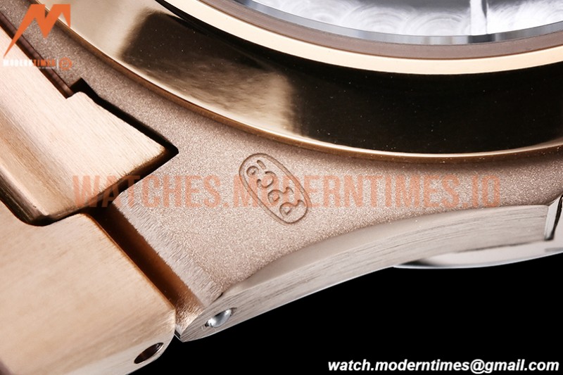 Patek Philippe - Nautilus Ladies 7118 35mm RG/RG Wht/Stk PPF A324