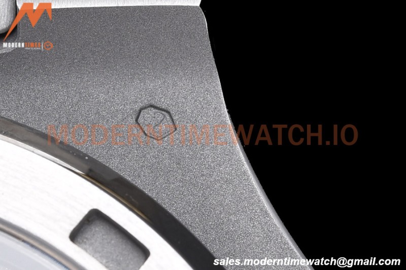 Patek Philippe - Nautilus Automatic 40mm 5711/1A SS/SS White PPF A324