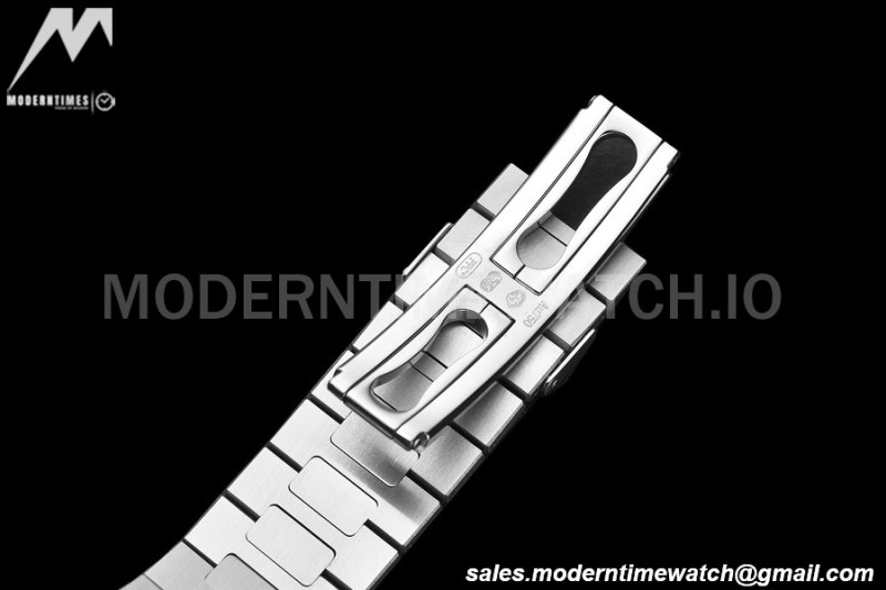 Patek Philippe - Nautilus Automatic 40mm 5713/1G Diamond SS/SS Blue/Diam PPF A324