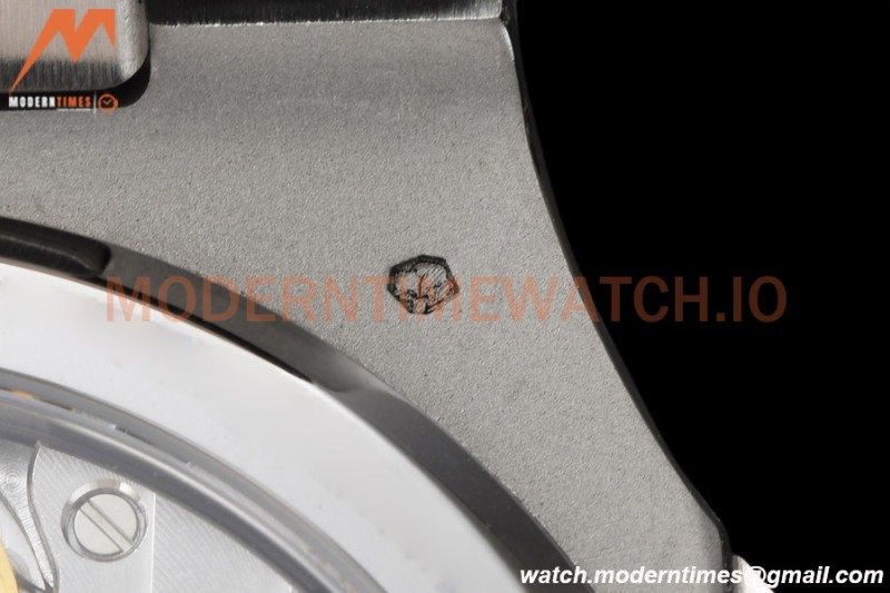 Patek Philippe - Nautilus Moon Phase 5722G 40mm Diamond SS/LE Grey PPF A240