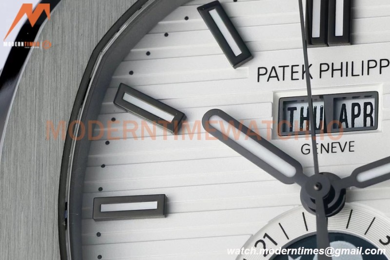 Patek Philippe - Nautilus 40.5mm Annual Calendar 5726/1A SS/SS White PPF A324
