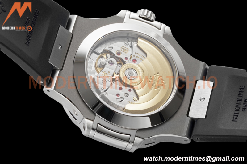 Patek Philippe - Nautilus 40.5mm Annual Calendar 5726/1A SS/RU White PPF A324