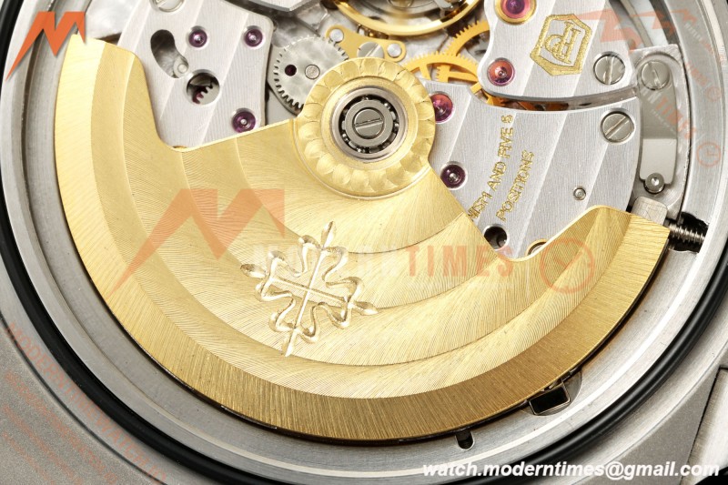 Patek Philippe - Nautilus Automatic 40mm 5711/1A SS/SS Blue DDF DD324SC