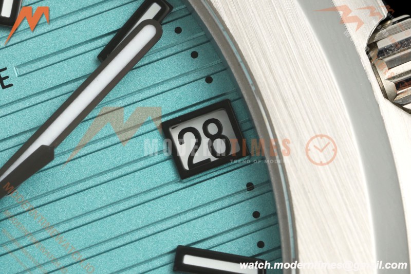 Patek Philippe - Nautilus Automatic 40mm 5711/1A SS/SS Tiffany Blue BBF DD324