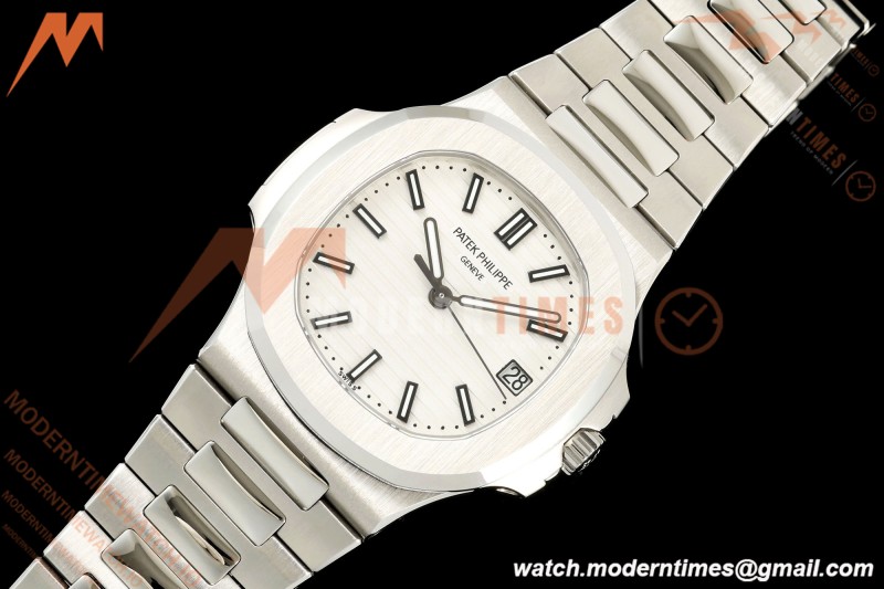 Patek Philippe - Nautilus Automatic 40mm 5711/1A SS/SS White BBF DD324