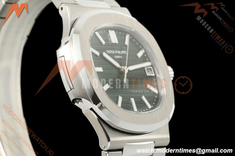 Patek Philippe - Nautilus Automatic 40mm 5711/1A SS/SS Green BBF DD324