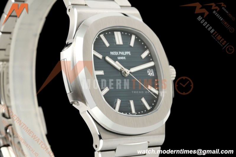 Patek Philippe - Nautilus Automatic 40mm 5711/1A SS/SS Blue DDF DD330