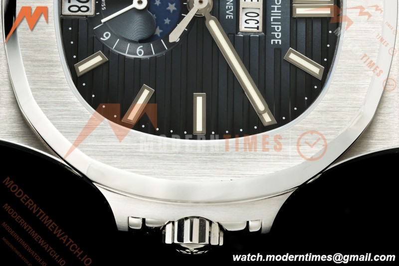 Patek Philippe - Nautilus 40.5mm Annual Calendar 5726/1A SS/SS Blue DF DD324