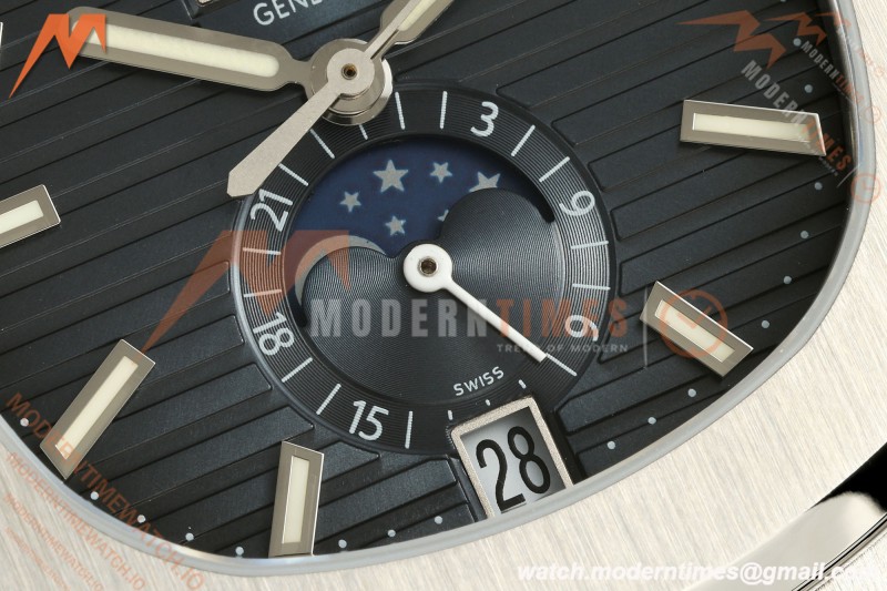 Patek Philippe - Nautilus 40.5mm Annual Calendar 5726/1A SS/SS Blue DF DD324