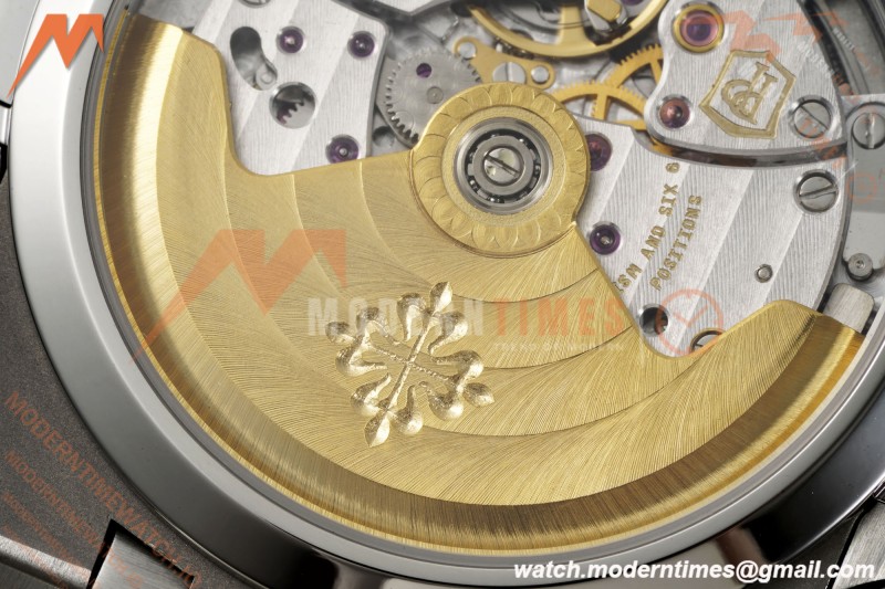 Patek Philippe - Nautilus Ladies 7118 35mm SS/SS Blue Dial 3KF DD324