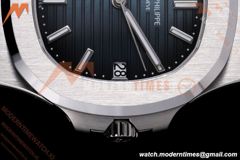 Patek Philippe - Nautilus Automatic 40mm 5711/1A SS/SS Blue BBF V2 DD324