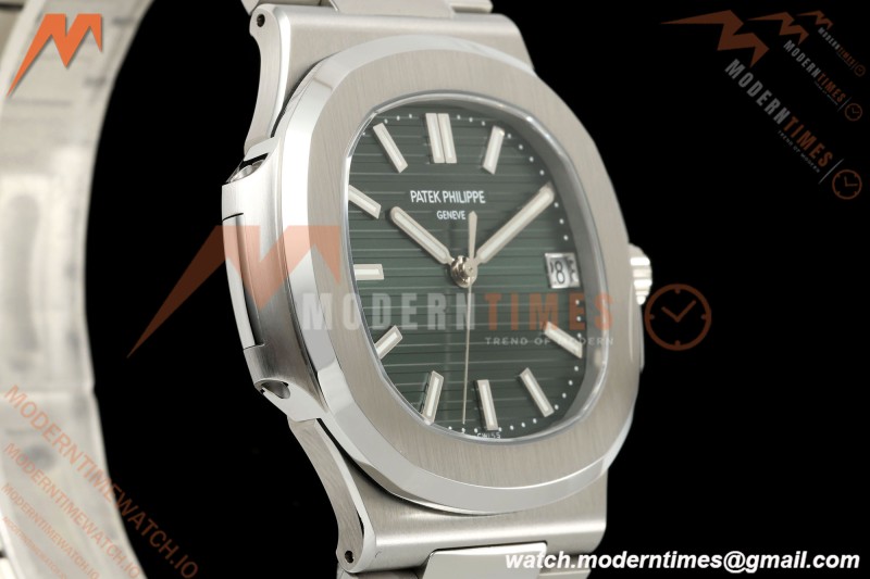 Patek Philippe - Nautilus Automatic 40mm 5711/1A SS/SS Green VF DD324