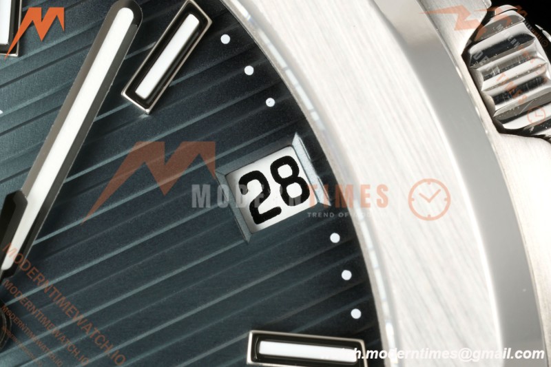 Patek Philippe - Nautilus Automatic 40mm 5711/1A 2006 SS/SS Blue Dial DDF V2 DPB330