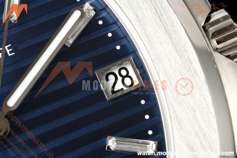 Patek Philippe - Nautilus Automatic 40mm 5711/1P SS/SS Blue Dial BBF DPB330