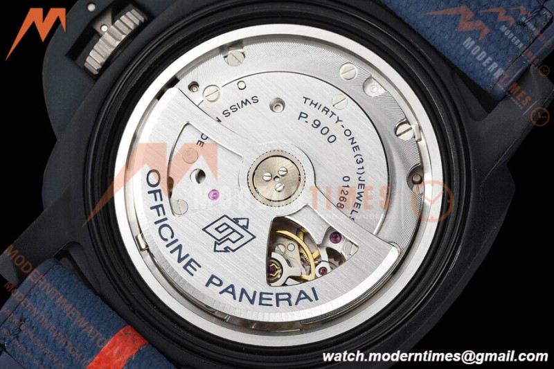 Panerai - PAM1543 Submersible QuarantaQuattro Luna Rossa 44mm CER/RU White VSF P900