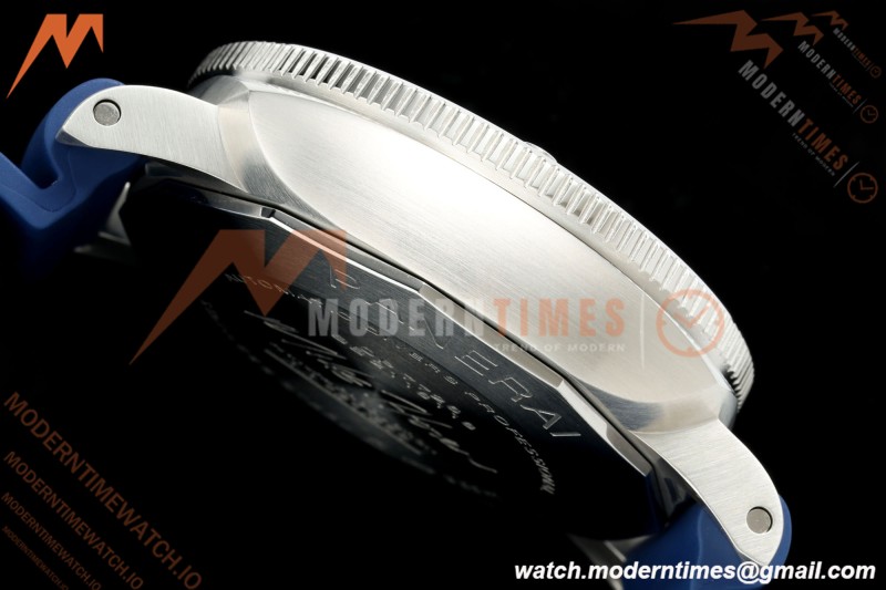 Panerai - PAM1676 Submersible QuarantaQuattro Mike Horn 44mm SS/RU Blue VSF P900