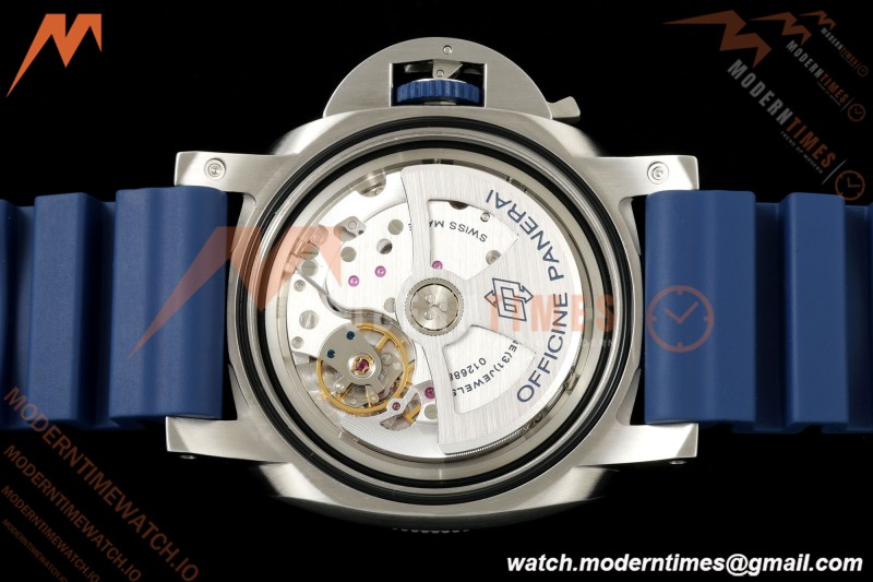Panerai - PAM1676 Submersible QuarantaQuattro Mike Horn 44mm SS/RU Blue VSF P900