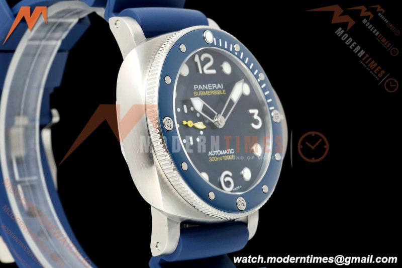 Panerai - PAM1676 Submersible QuarantaQuattro Mike Horn 44mm SS/RU Blue VSF P900