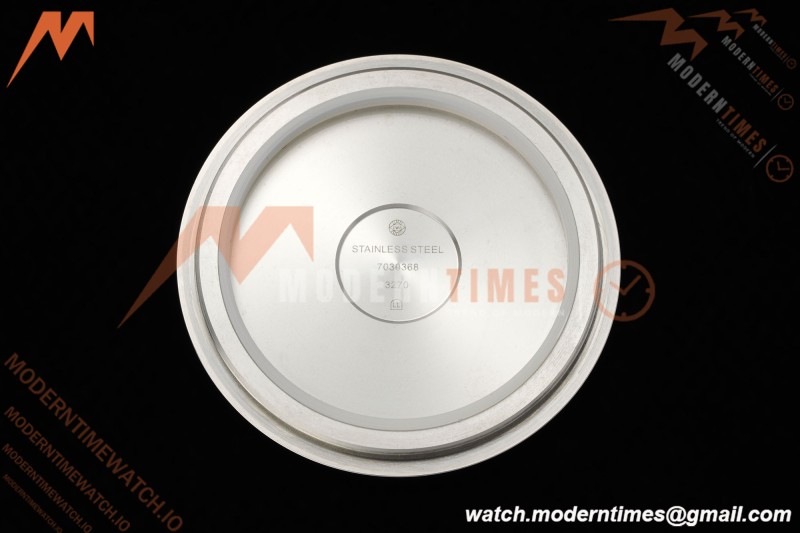 IWC - Mark XVIII 40mm Automatic IW327012 Pilots SS/RU Wht/Num BLSF MY9015