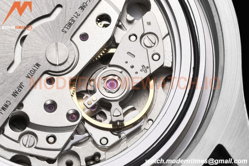 IWC - Mark XVIII 40mm Pilots Automatic SS/LE White GDF MY8215