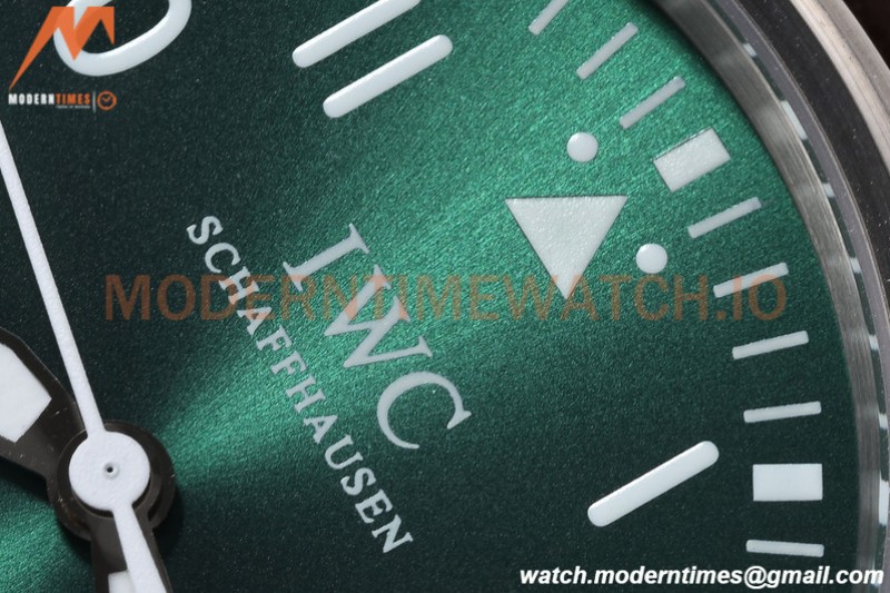 IWC - Mark XVIII 40mm Pilots Automatic SS/LE Green GDF MY8215