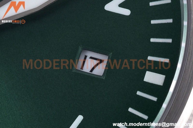 IWC - Mark XVIII 40mm Pilots Automatic SS/LE Green GDF MY8215