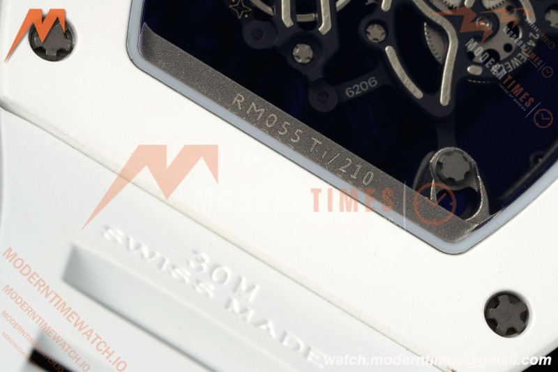 Richard Mille - RM055 Bubba Watson White CER/RU Wht/Blk Rehaut Skeleton APSF V2 RMUL2